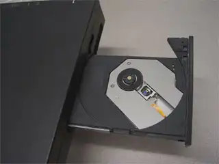 چگونه جای سی دی لپ تاپ لنوو را باز کنیم؟